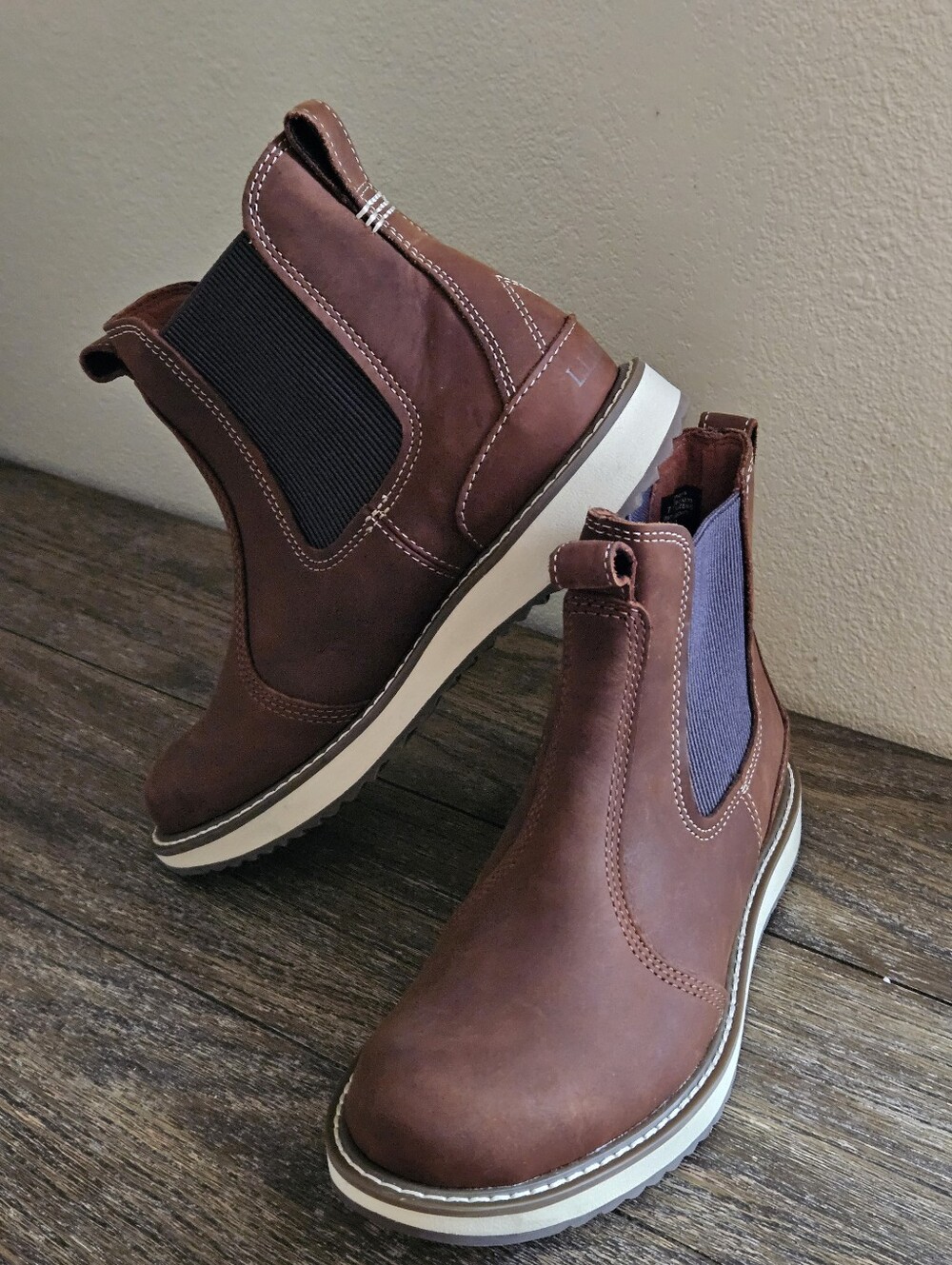 L.L. Bean Women's Brown Chukka Chelsea Boots - Picture 10 of 11
